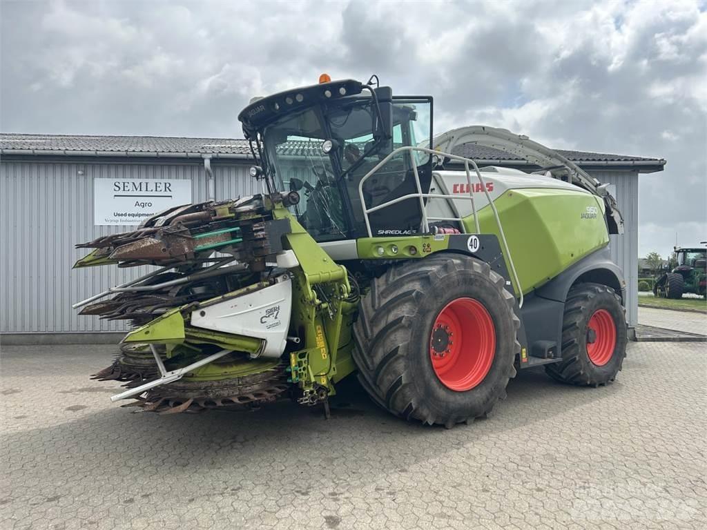 CLAAS JAGUAR 950 Pašarų kombainai