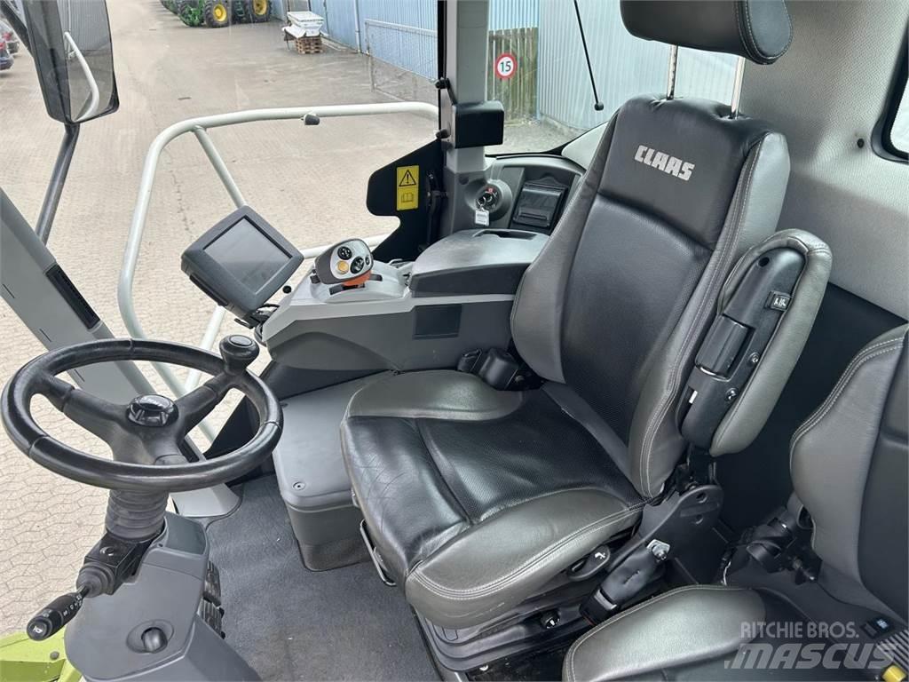 CLAAS JAGUAR 950 Pašarų kombainai