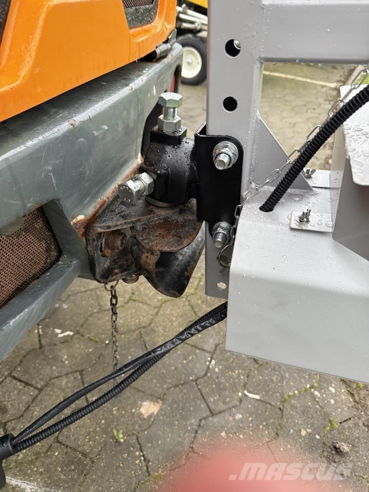 Dk-Tec DR100 Smėlio ir druskos barstytuvai