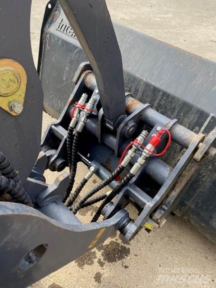 Eurotrac W12 Mini krautuvai