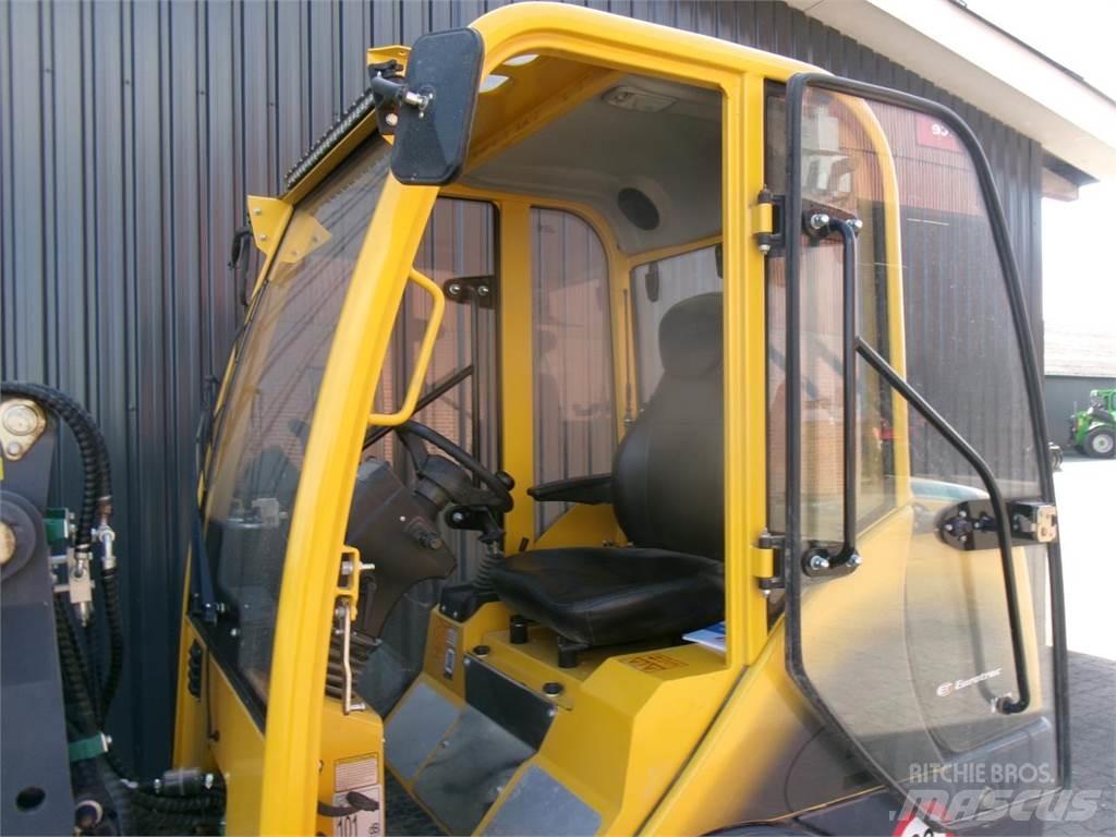 Eurotrac W12 Mini krautuvai