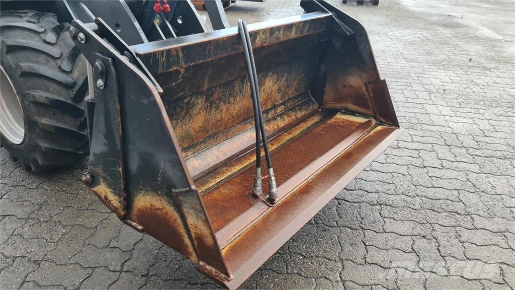 GiANT 4I1 SKOVL Kiti naudoti statybos komponentai