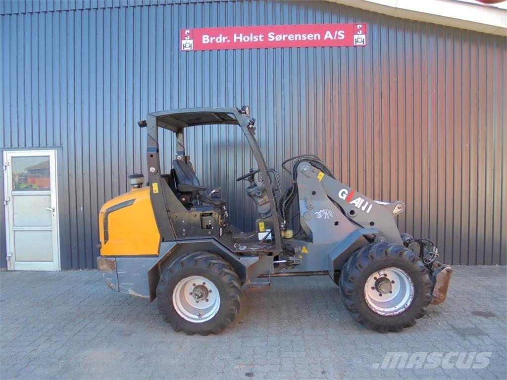 GiANT 5003 Mini krautuvai