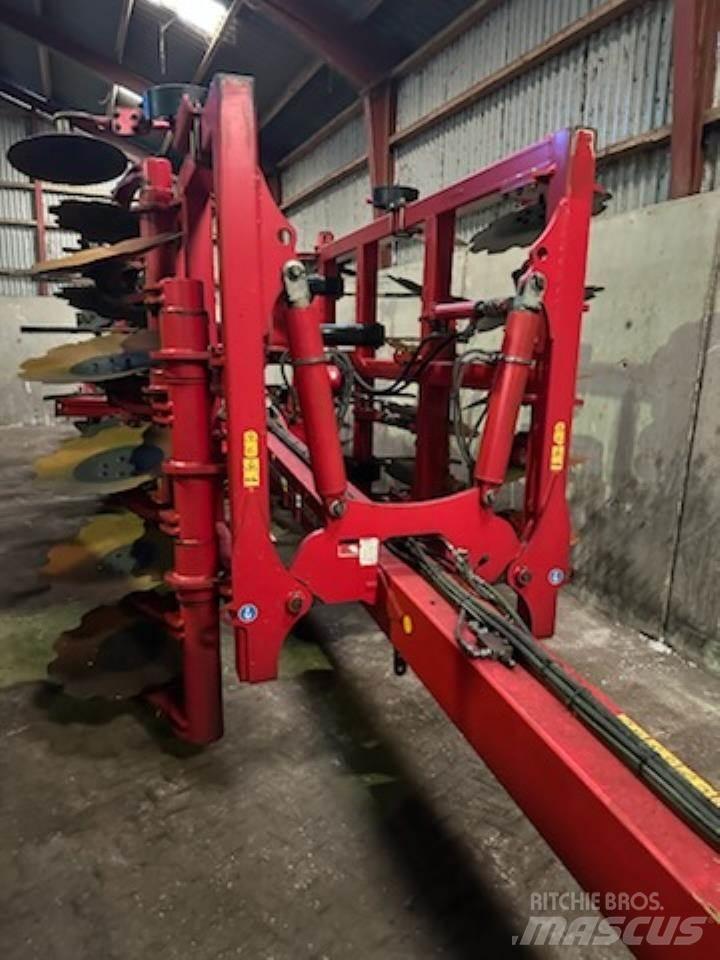 Horsch TIGER 4 MT Diskinės akėčios