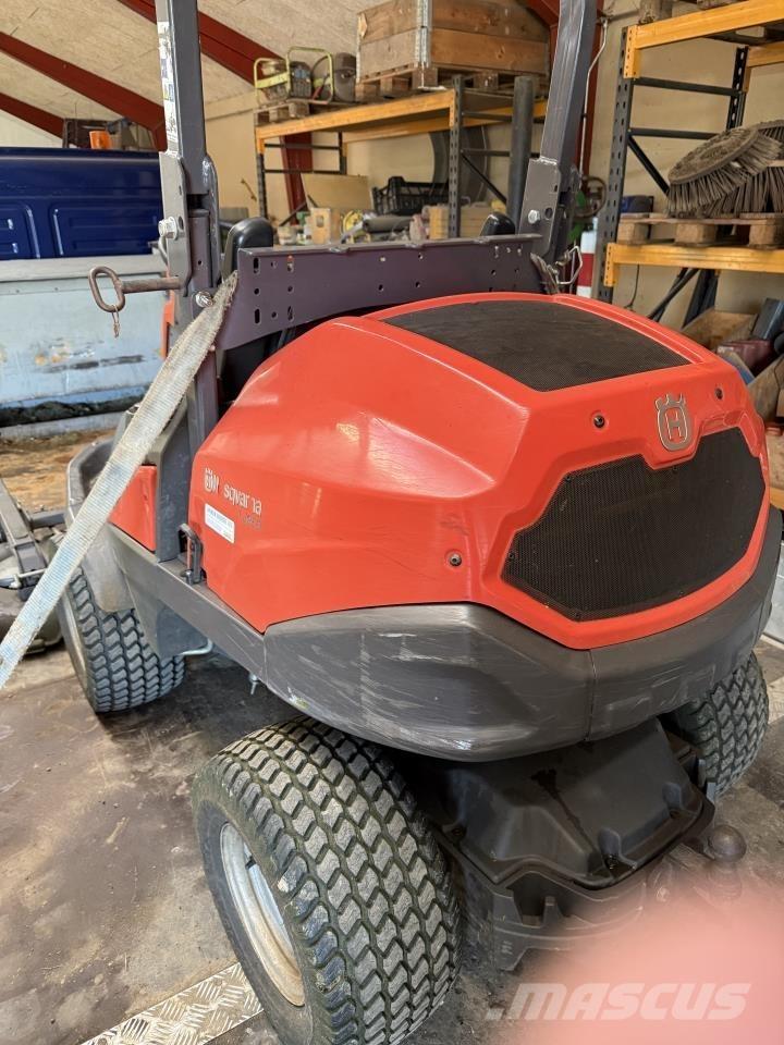 Husqvarna P525D Šienapjovės
