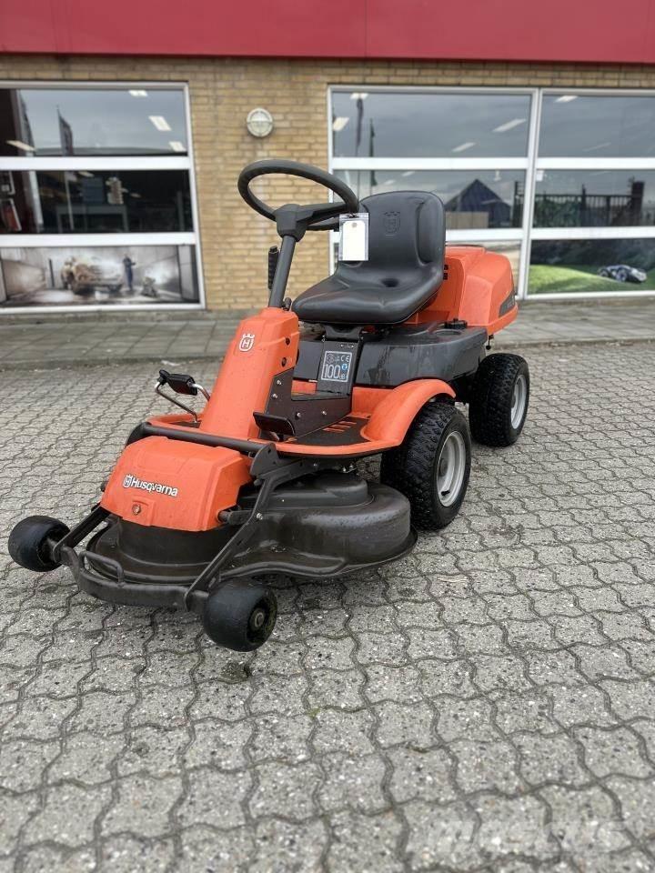 Husqvarna R13C Naudoti kompaktiški traktoriai