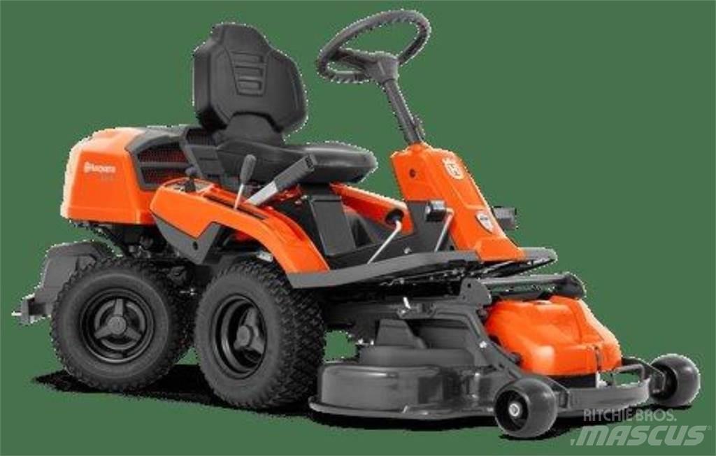 Husqvarna R214TC Naudoti kompaktiški traktoriai