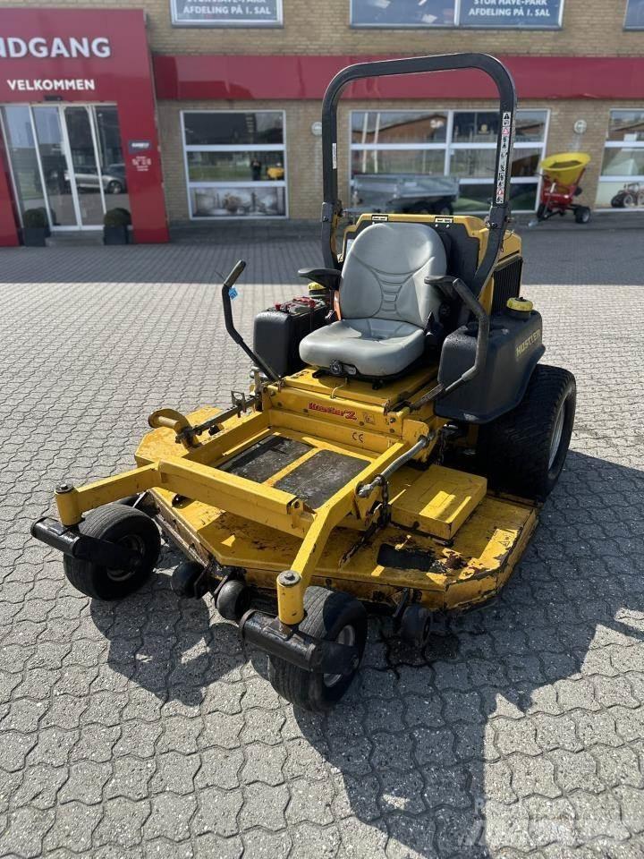 Hustler Z RD Naudoti kompaktiški traktoriai