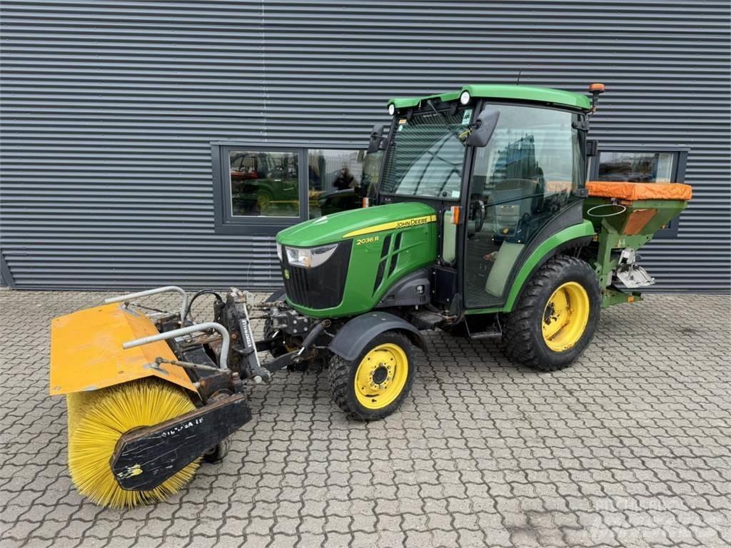 John Deere 2036R Naudoti kompaktiški traktoriai