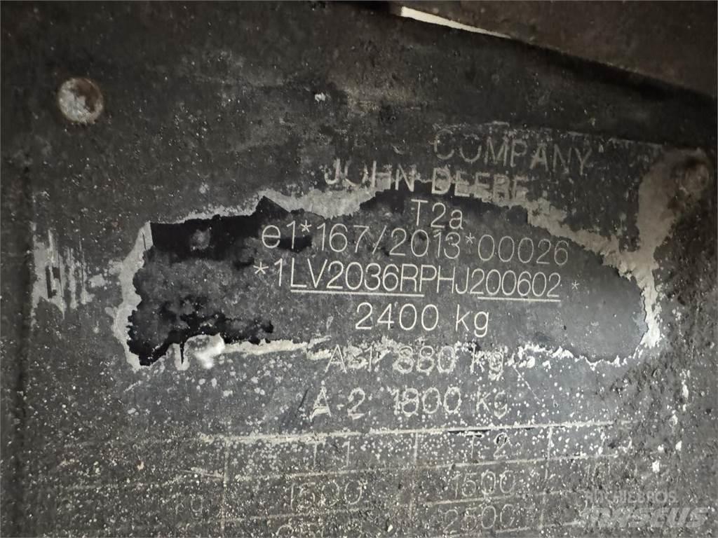 John Deere 2036R Naudoti kompaktiški traktoriai