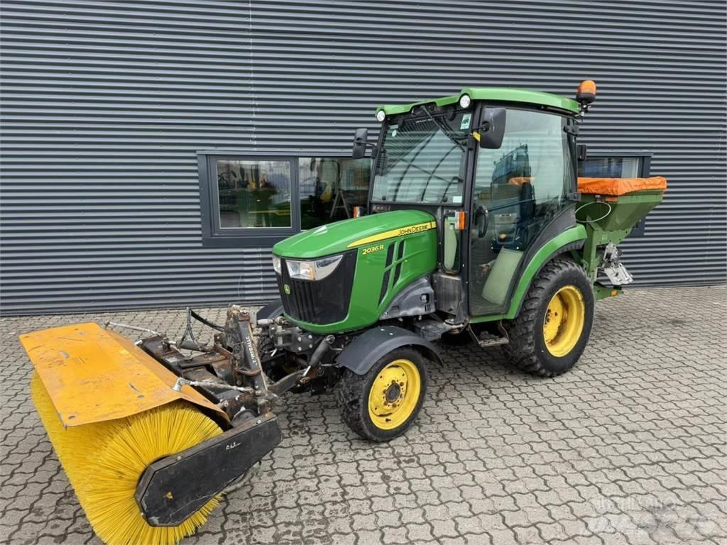John Deere 2036R Naudoti kompaktiški traktoriai