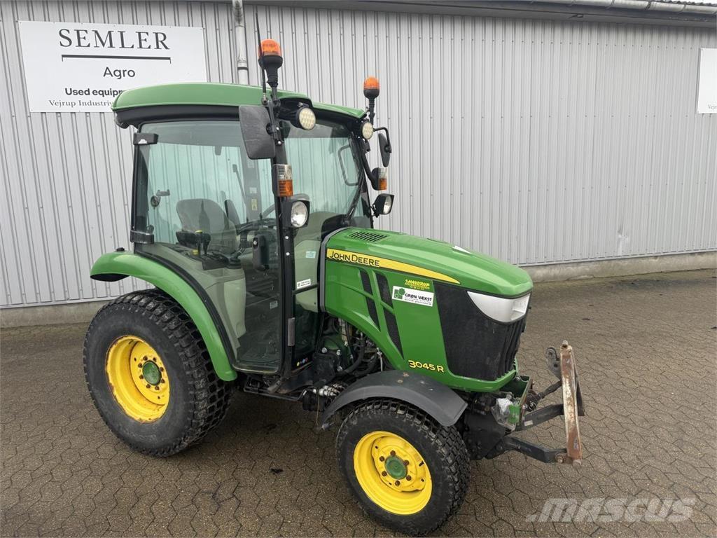 John Deere 3045R Naudoti kompaktiški traktoriai