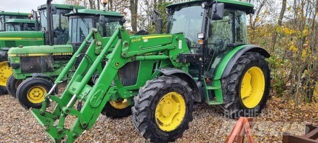 John Deere 5115M Traktoriai
