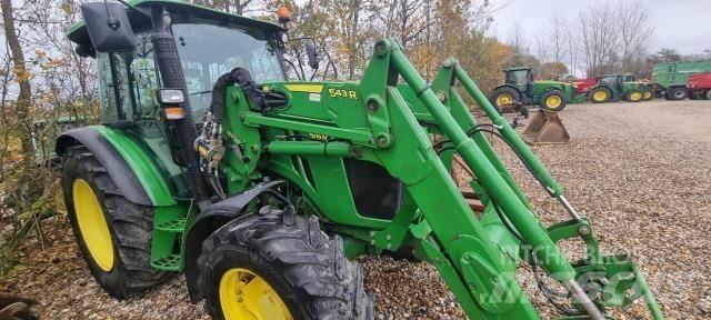 John Deere 5115M Traktoriai