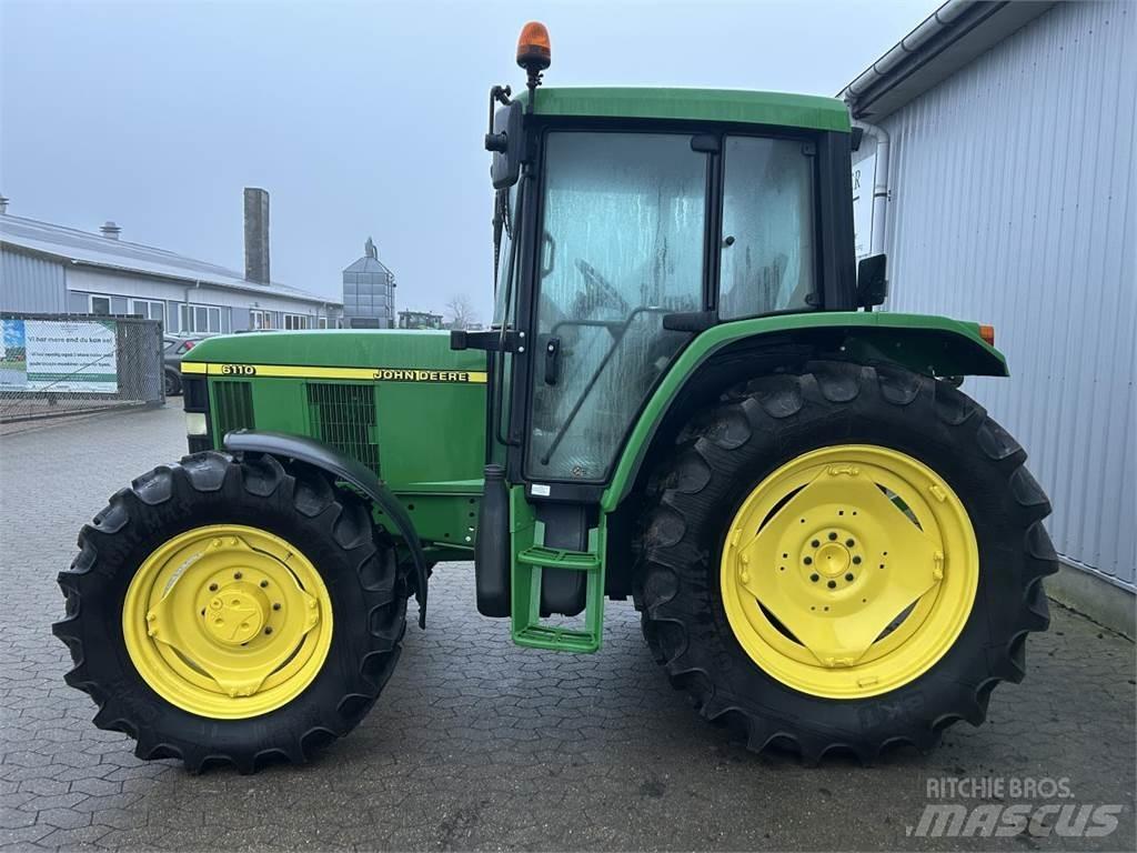 John Deere 6110 Traktoriai