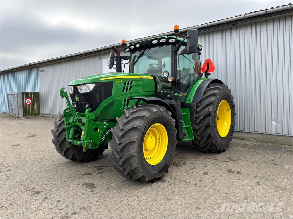 John Deere 6145R Traktoriai