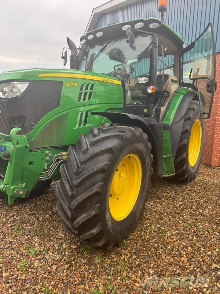 John Deere 6150R Traktoriai