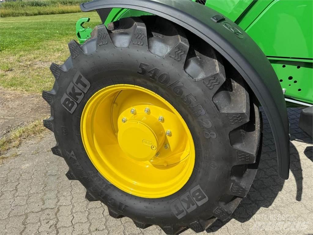 John Deere 6155M Traktoriai