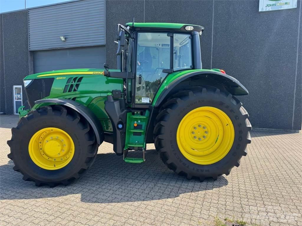 John Deere 6195M Traktoriai