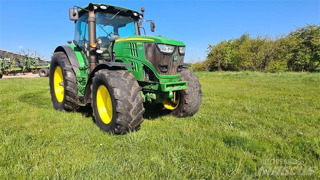 John Deere 6210R Traktoriai