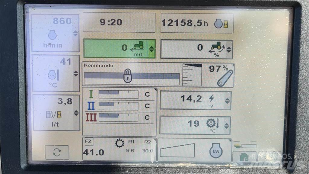 John Deere 6210R Traktoriai