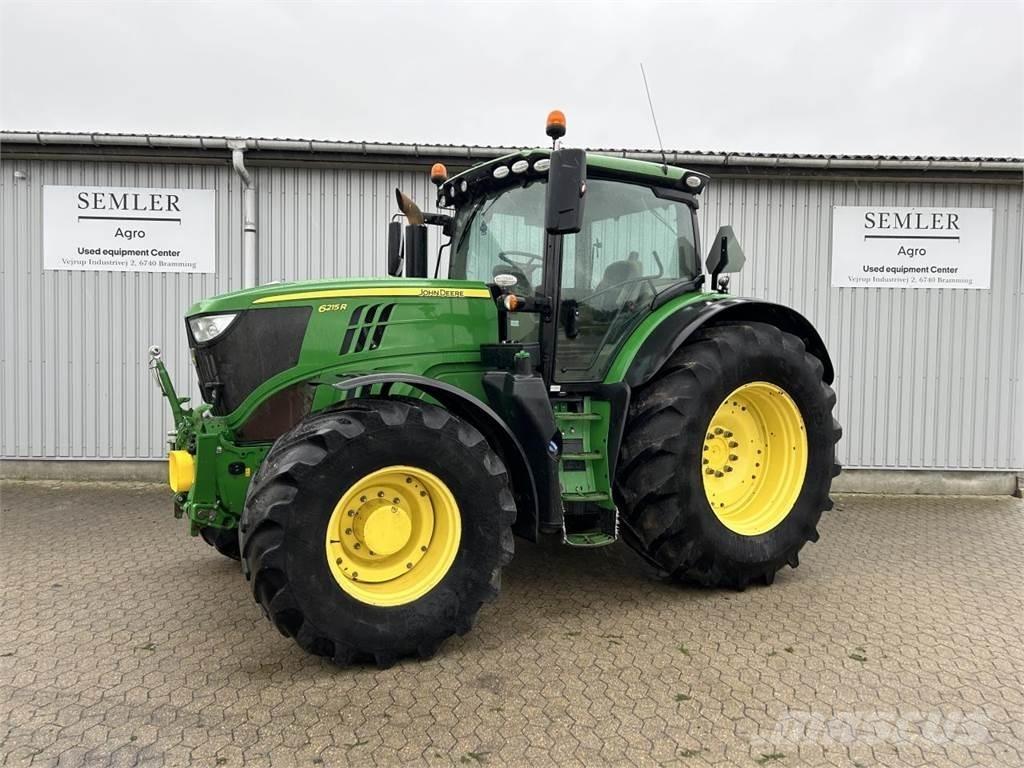 John Deere 6215R Traktoriai