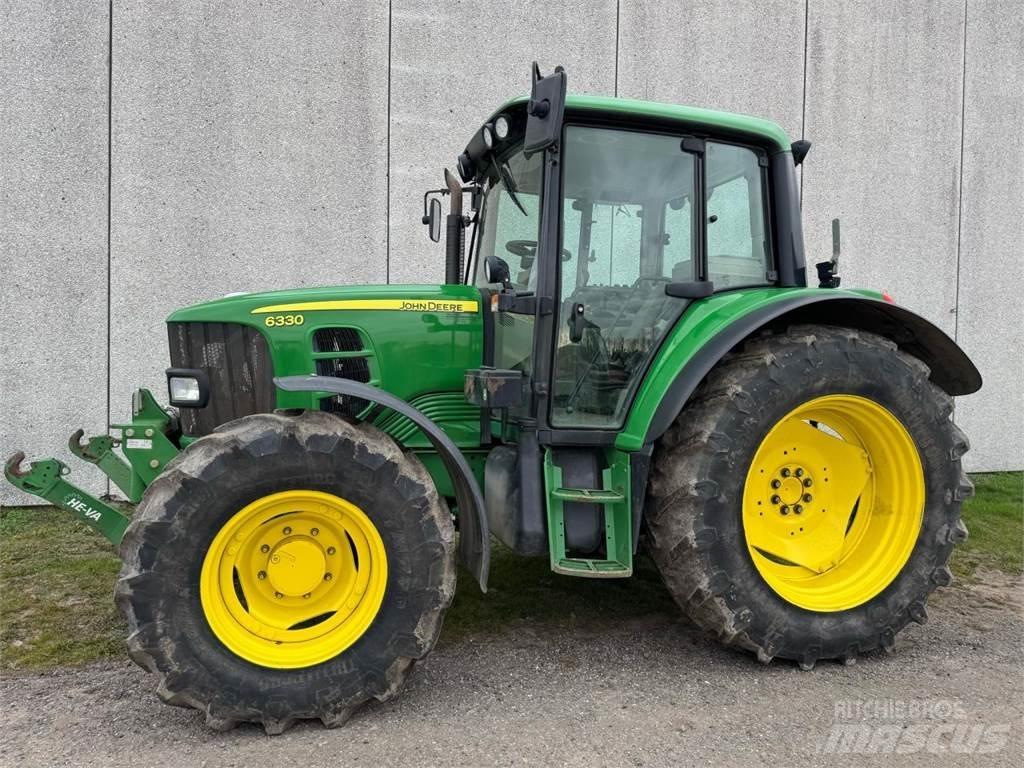 John Deere 6330 Traktoriai