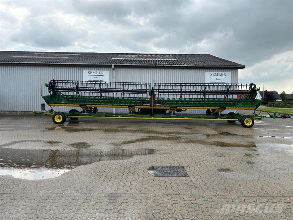 John Deere 640D Derliaus nuėmimo kombainų galvos