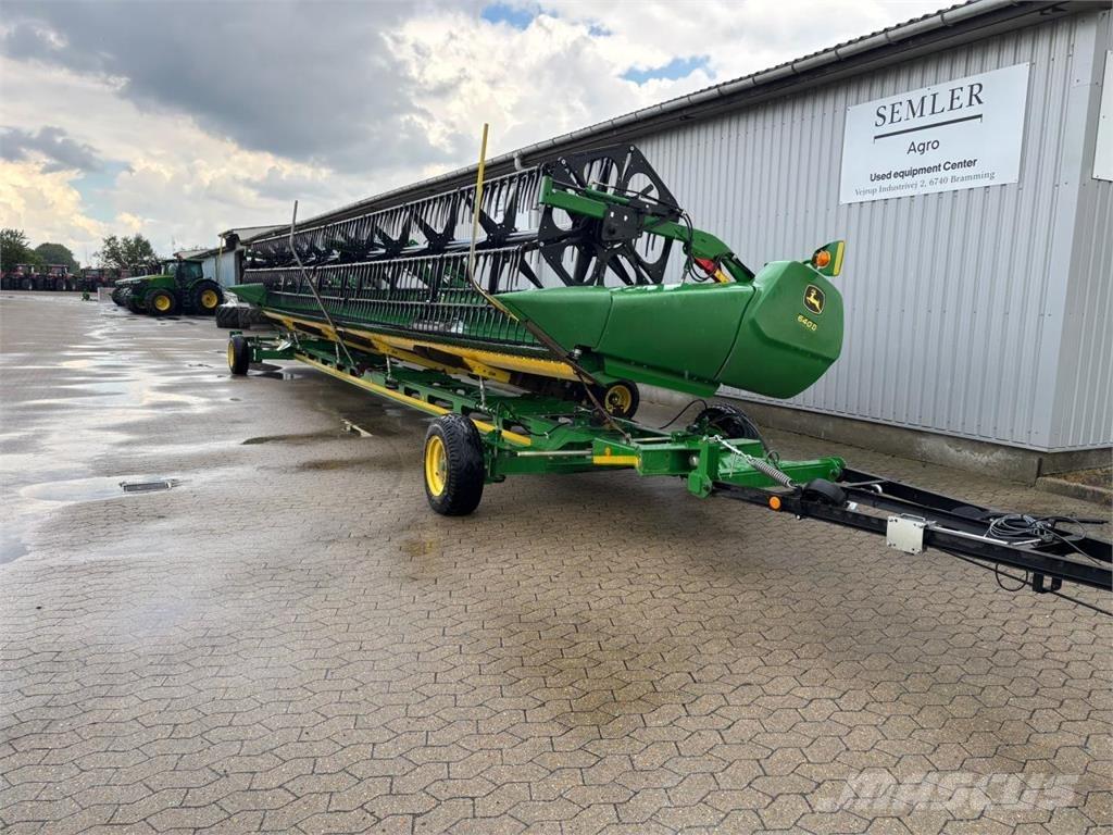John Deere 640D Derliaus nuėmimo kombainų galvos