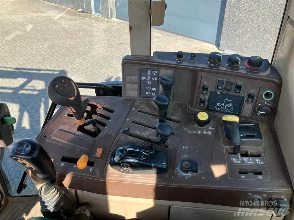 John Deere 6810 Traktoriai