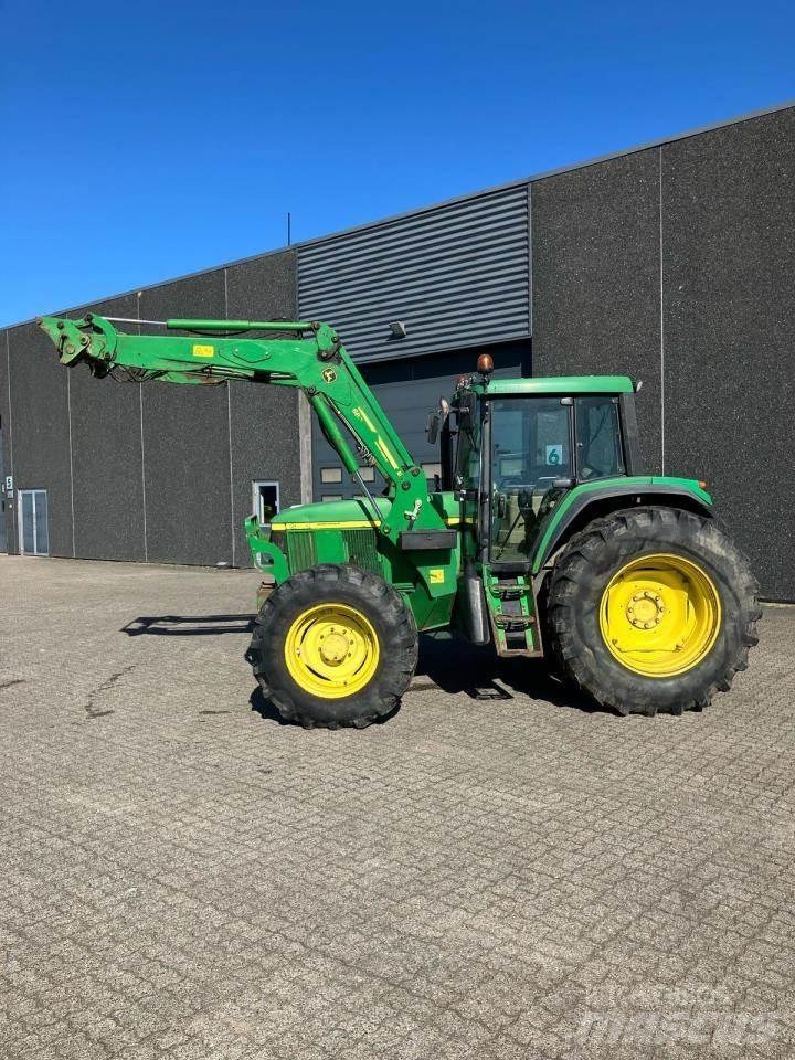 John Deere 6810 Traktoriai