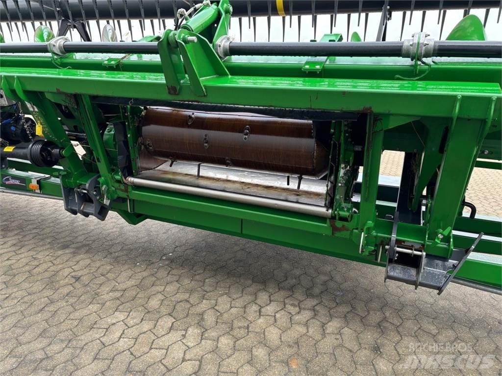 John Deere 735D Derliaus nuėmimo kombainų galvos