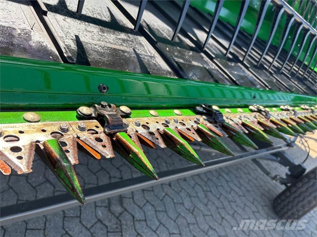 John Deere 735D Derliaus nuėmimo kombainų galvos
