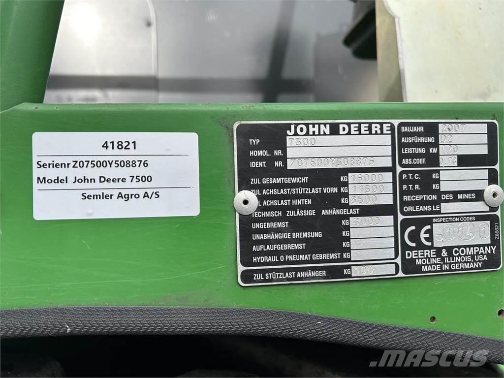 John Deere 7500 Pašarų kombainai