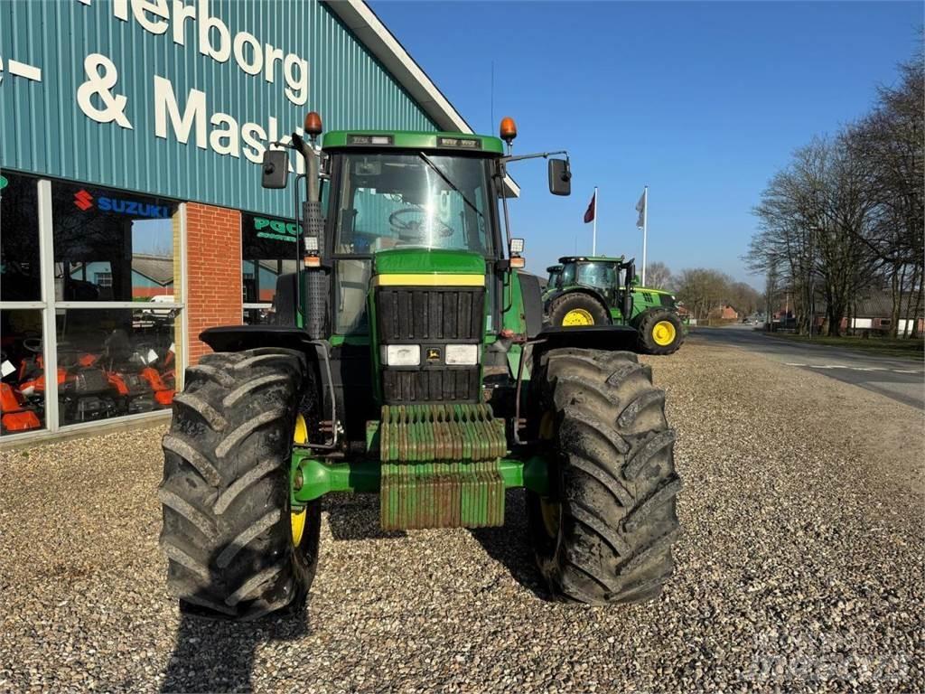 John Deere 7710 Traktoriai