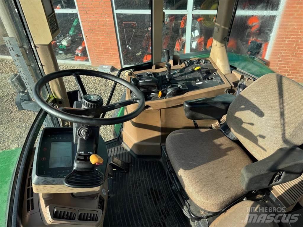 John Deere 7710 Traktoriai