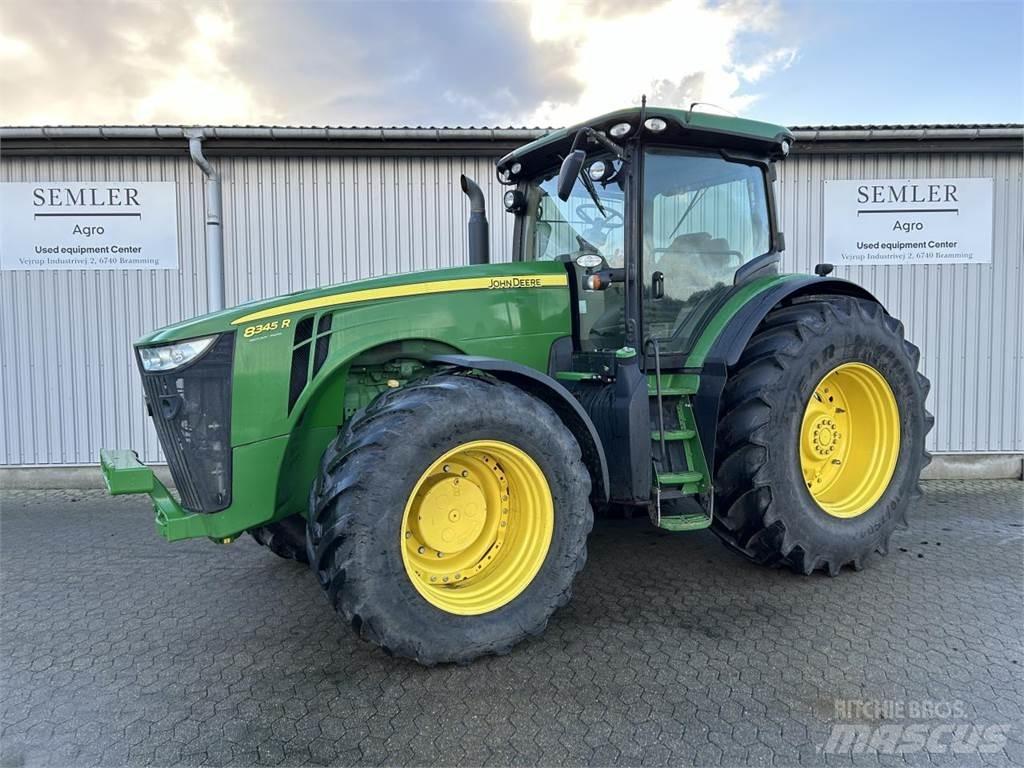 John Deere 8345R Traktoriai