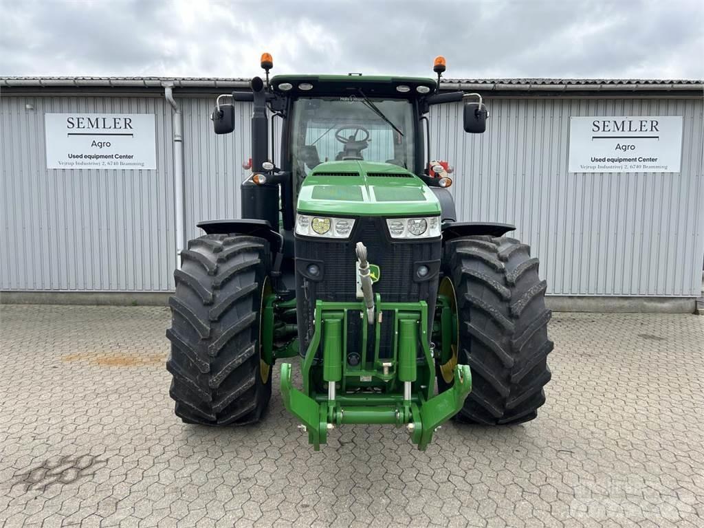 John Deere 8370R Traktoriai