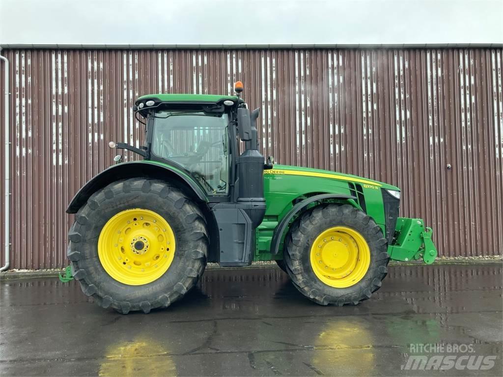 John Deere 8370R Traktoriai