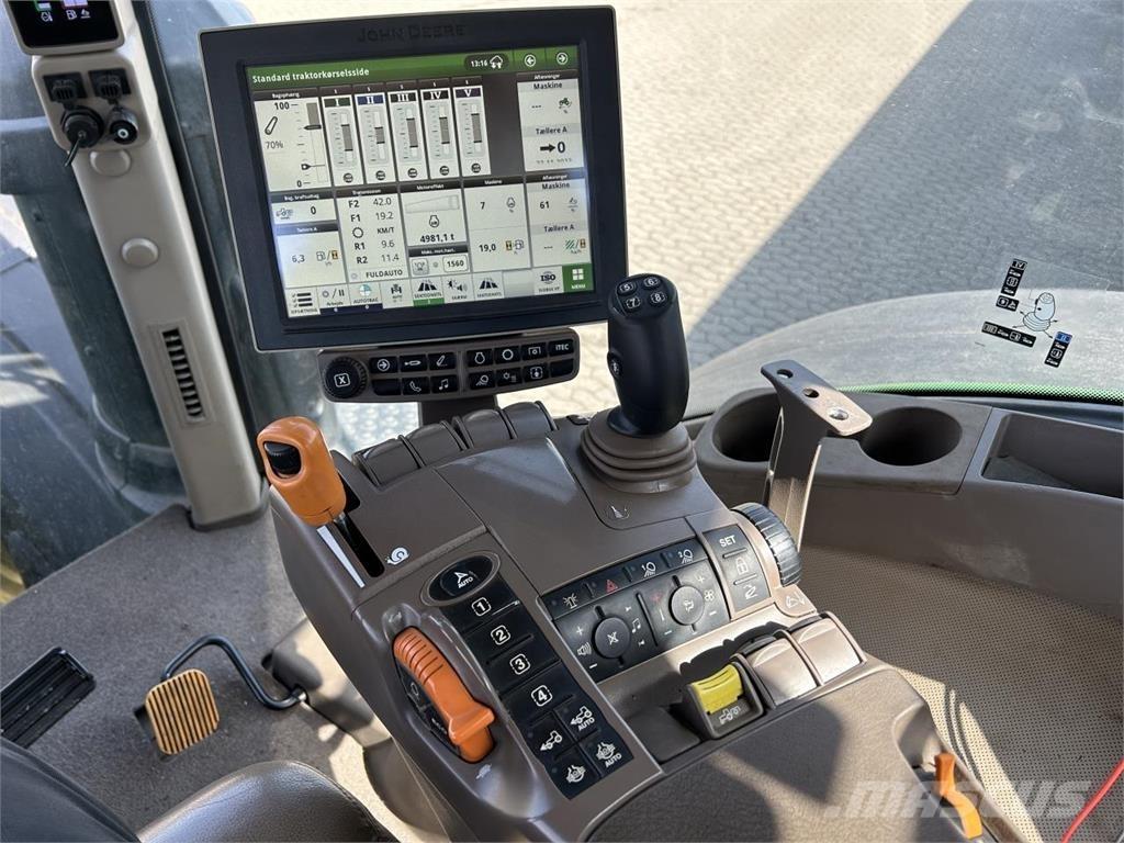 John Deere 8370R Traktoriai