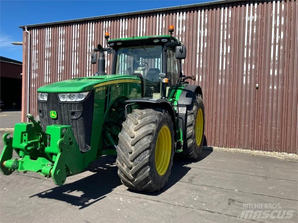 John Deere 8400R Traktoriai