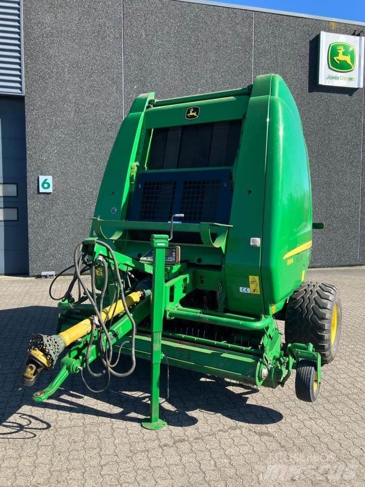 John Deere 864 Ritinių presai