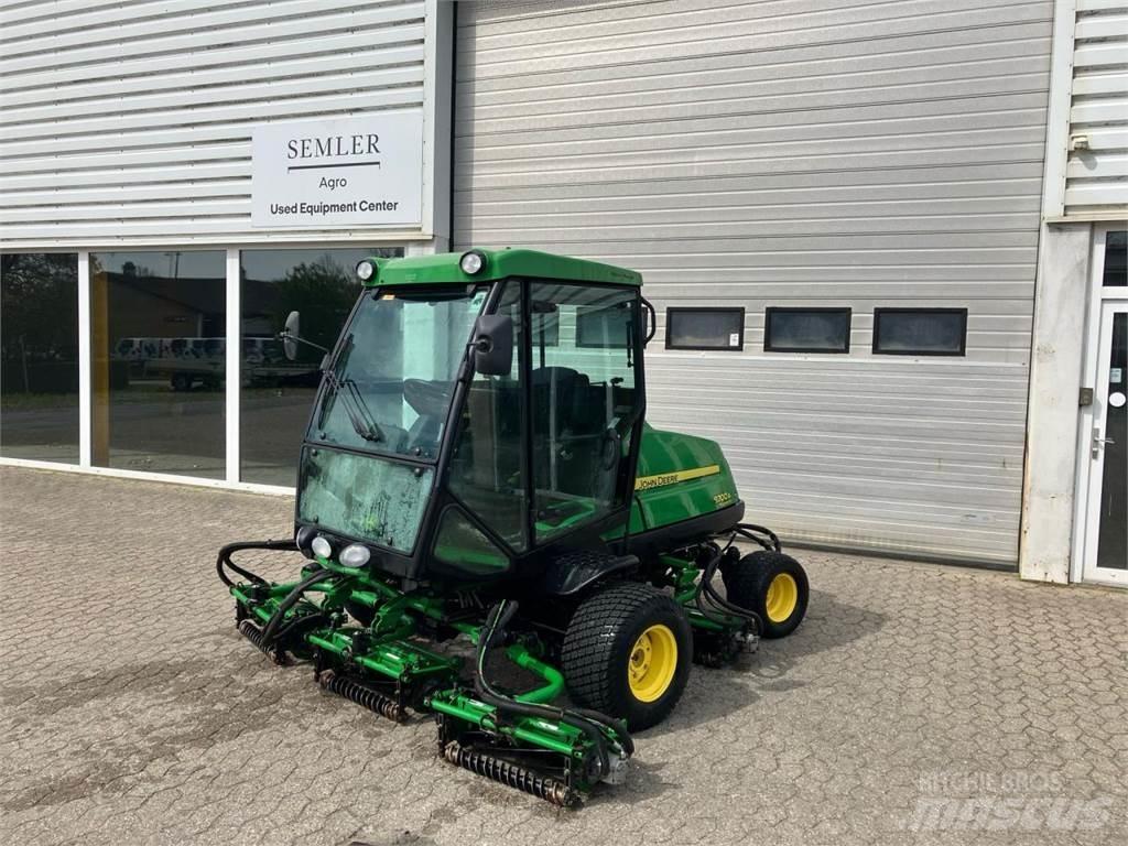 John Deere 8700 A Savaeigės žoliapjovės