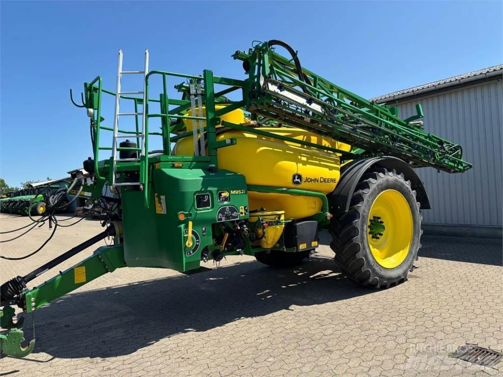 John Deere M952I Prikabinami purkštuvai