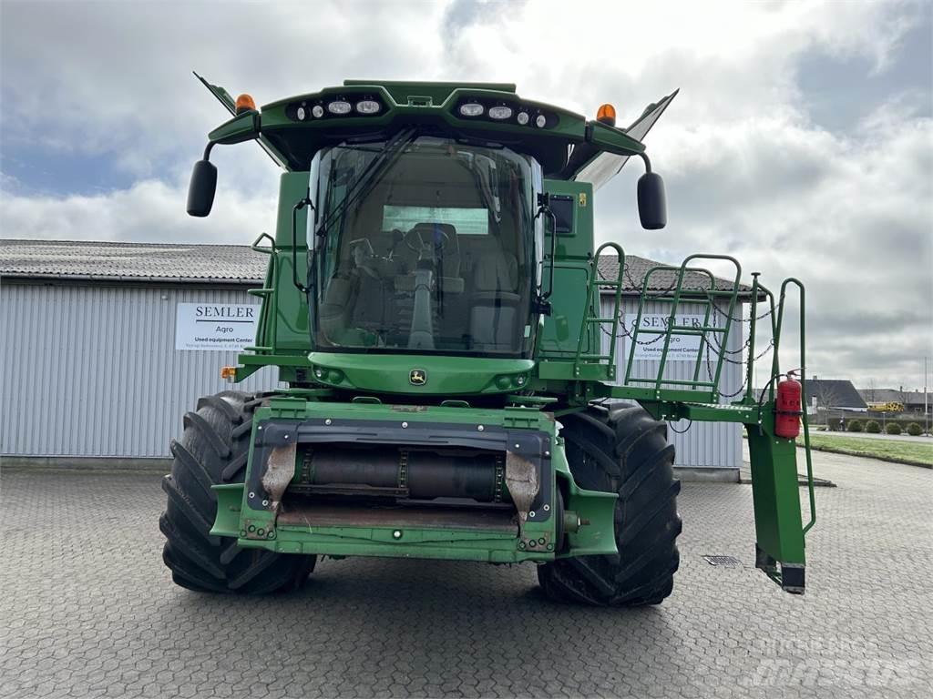 John Deere S690 Derliaus nuėmimo kombainai