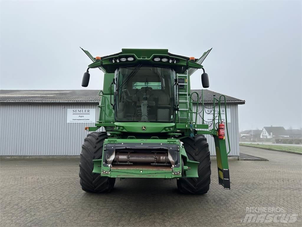 John Deere S690 Derliaus nuėmimo kombainai