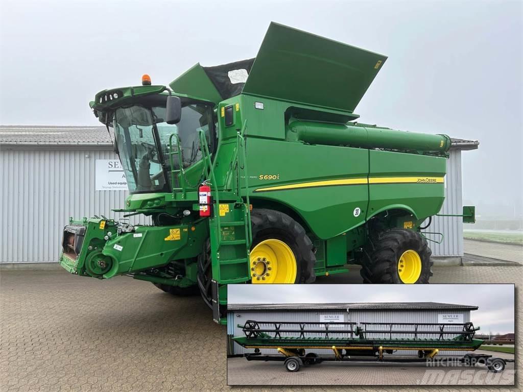 John Deere S690 Derliaus nuėmimo kombainai