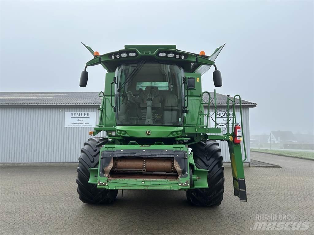 John Deere S690 Derliaus nuėmimo kombainai