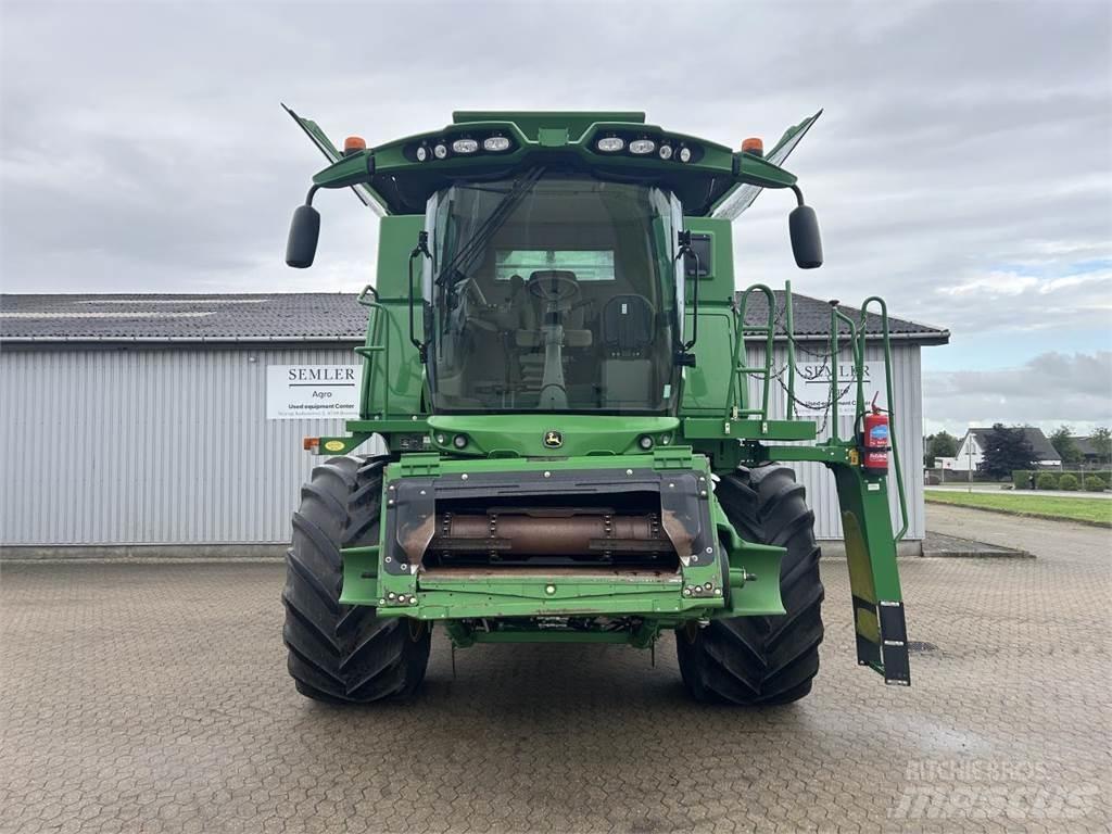 John Deere S690 Derliaus nuėmimo kombainai