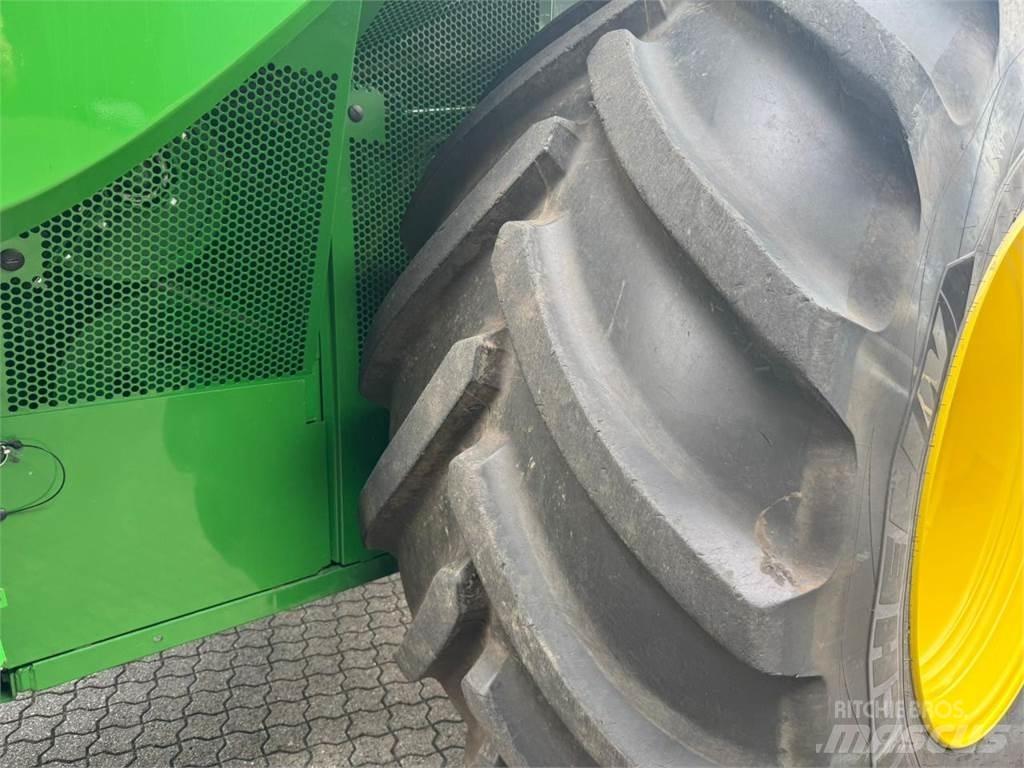 John Deere S790 Derliaus nuėmimo kombainai